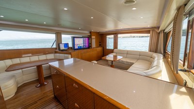 2002 Viking 61 Convertible