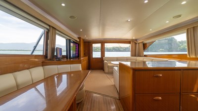 2002 Viking 61 Convertible