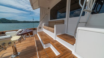 2002 Viking 61 Convertible