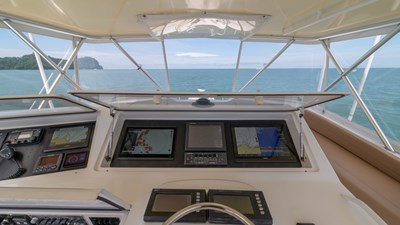 2002 Viking 61 Convertible