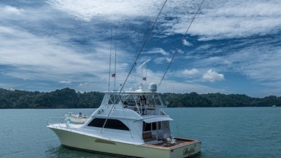 2002 Viking 61 Convertible