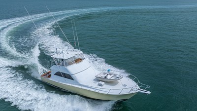 2002 Viking 61 Convertible