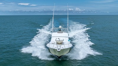 2002 Viking 61 Convertible