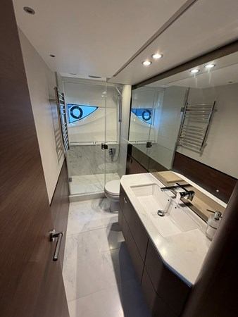 Master head/shower