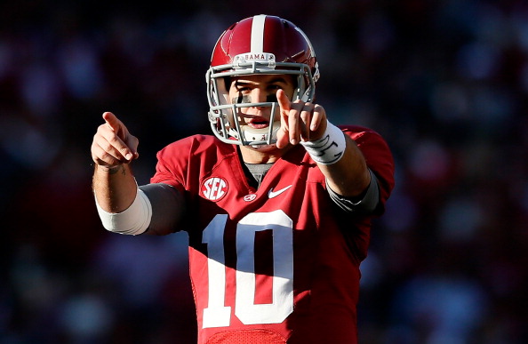 TUSCALOOSA, AL - NOVEMBER 24: AJ McCarron #10 of the Alabama Crimson Tide calls out the Auburn Tigers defense at Bryant-Denny Stadium on November 24, 2012 in Tuscaloosa, Alabama. (Photo by Kevin C. Cox/Getty Images)