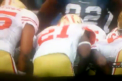 49ers' Frank Gore Gets Unfortunate Placement for His Graphic