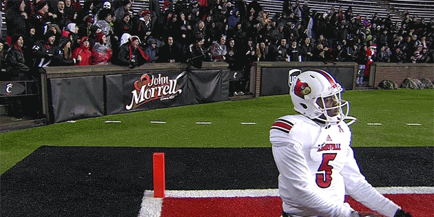 Teddy Bridgewater Joins in on University of Cincinnati Cheer