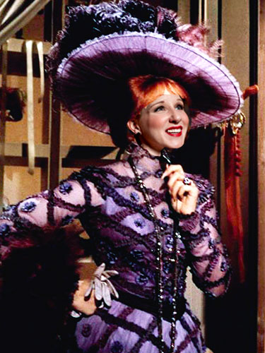 http://s3.amazonaws.com/broadwaybox/mediaspot/Dolly.jpg