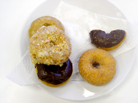 DSC00370 Today's donuts Noreen brought to make us fat