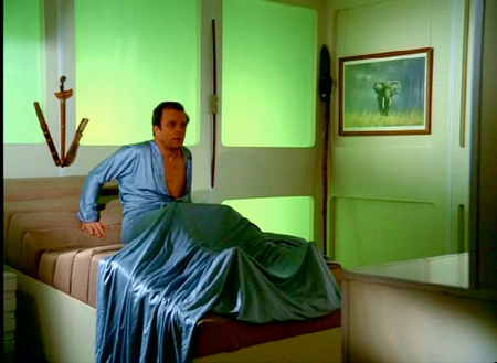 Space 1999, I don't understand the elephant poster