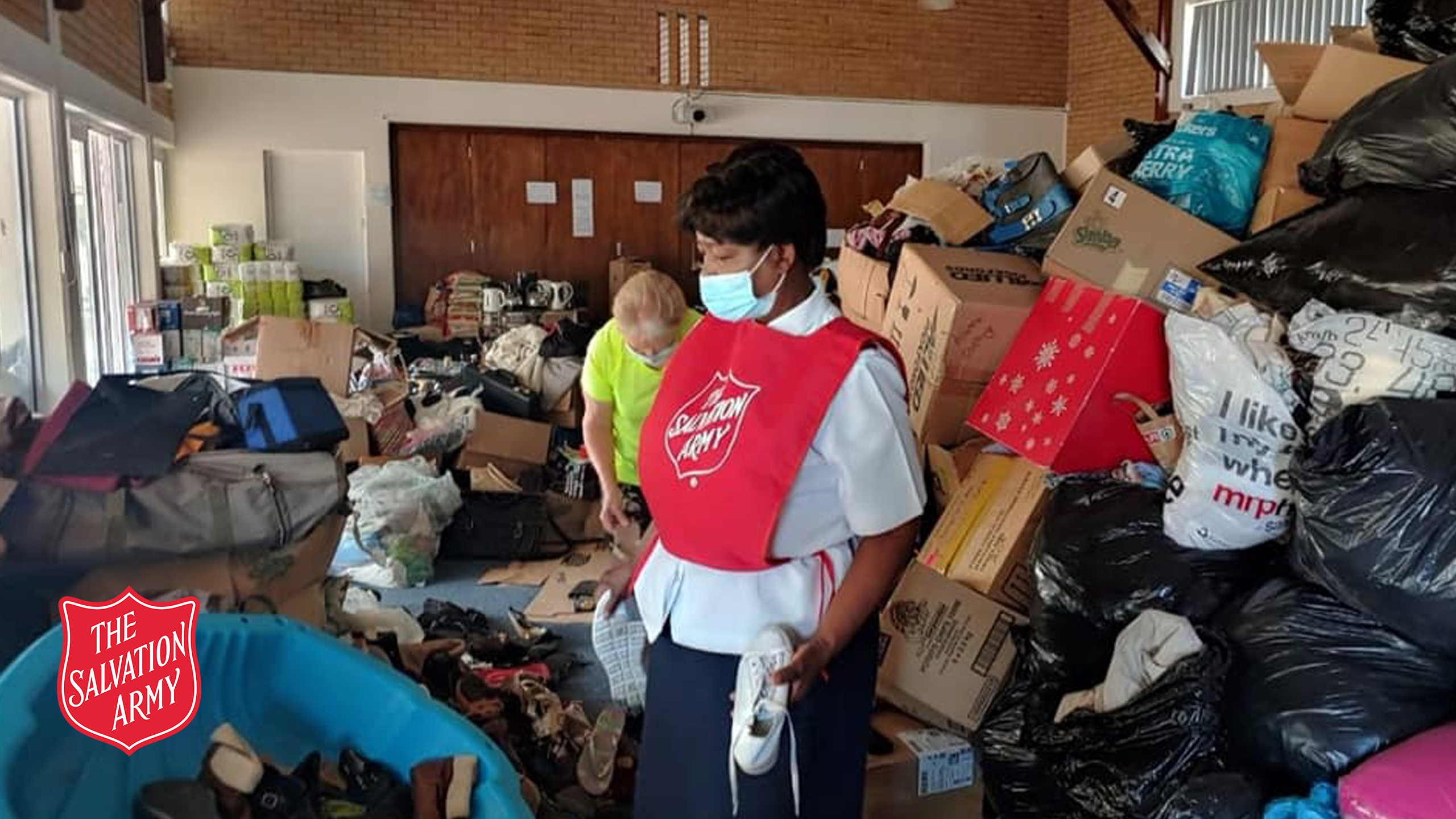 The Salvation Army International Salvation Army Distributes Food