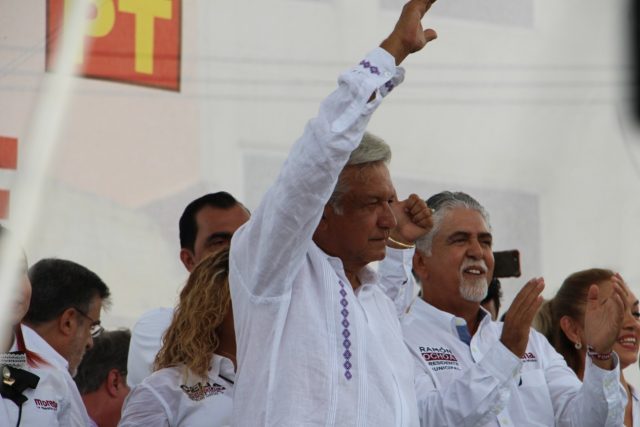 mitin AMLO