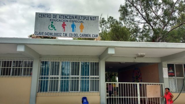 Directivos discriminan a estudiantes Directivos discriminan a estudiantes