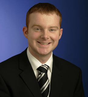 Me_formal_smile_medium