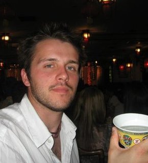 Tea_drinking_medium