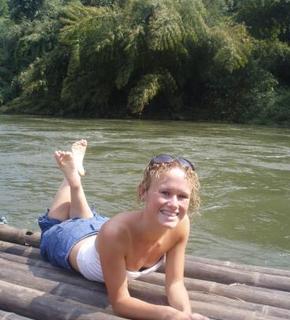 River_quai_medium