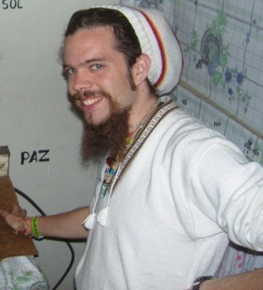 Travis_cooking_medium