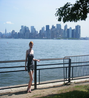 2010_0628newyorknewyork0108_medium