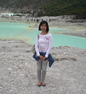 Astrid_kawah_putih_medium