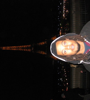 Paris_eiffel_tower_distance_shot_with_p_medium
