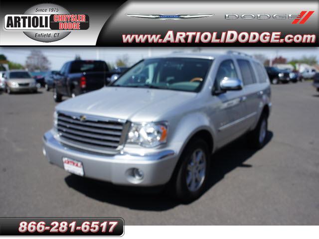 Photo of 2008 Chrysler Aspen
