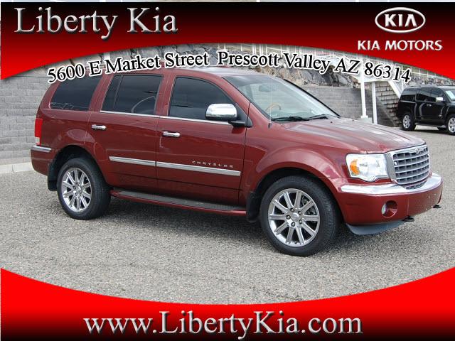 Photo of 2008 Chrysler Aspen