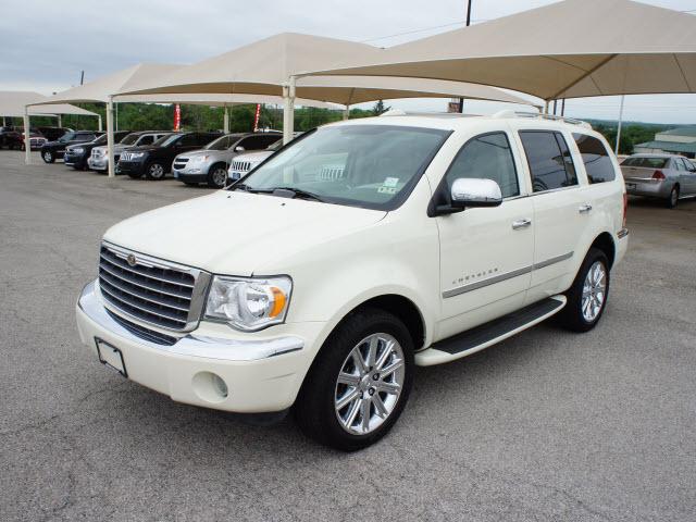 Photo of 2008 Chrysler Aspen