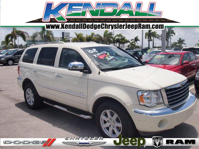 Photo of 2008 Chrysler Aspen
