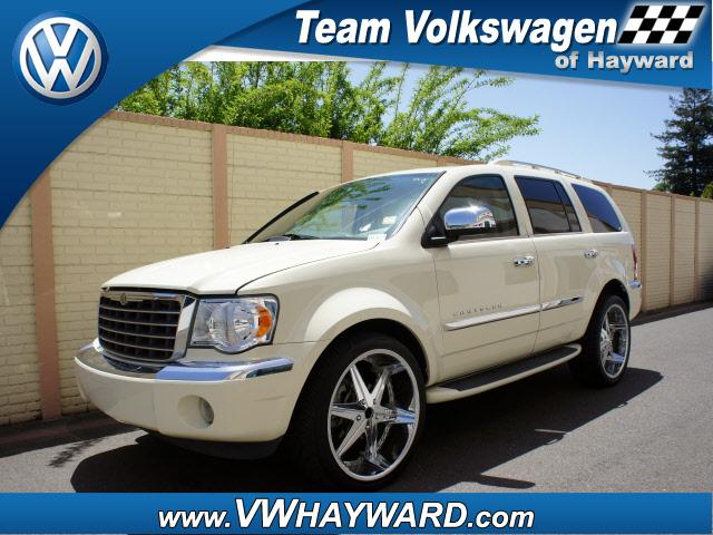 Photo of 2008 Chrysler Aspen