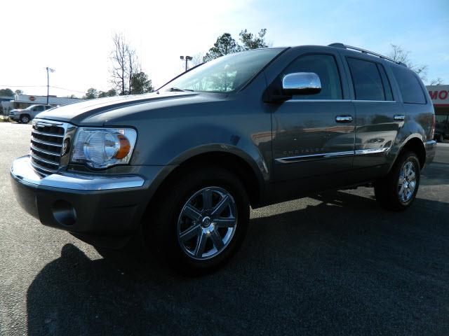 Photo of 2009 Chrysler Aspen