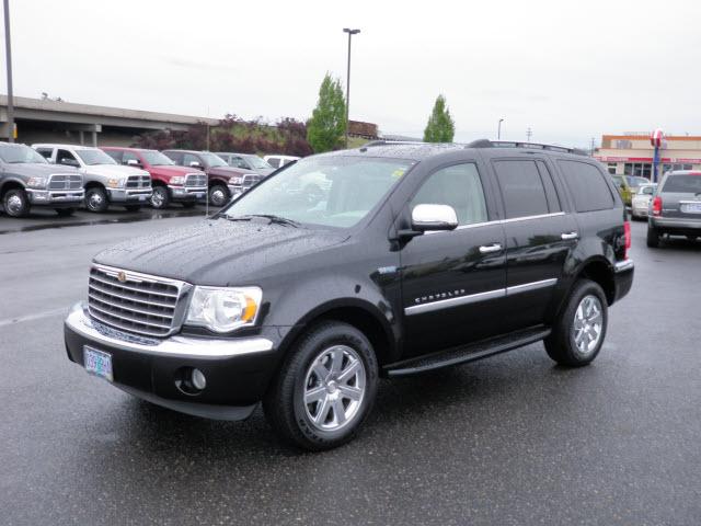 Photo of 2009 Chrysler Aspen