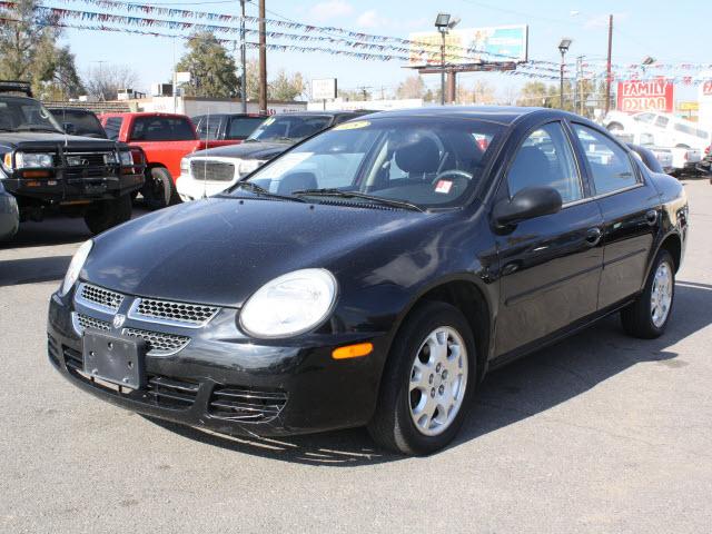 Photo of 2005 Dodge Neon