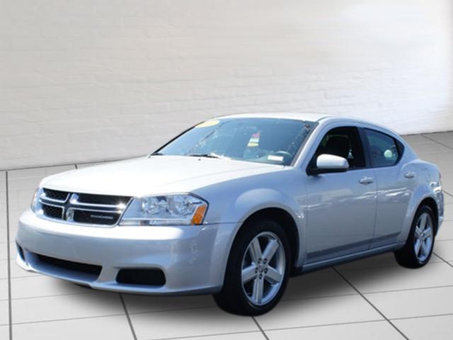Photo of 2011 Dodge Avenger