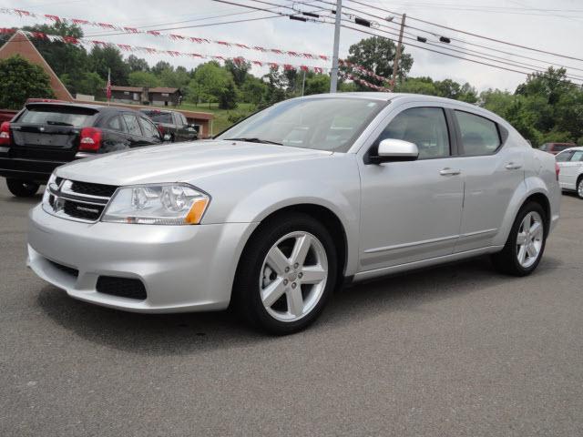 Photo of 2011 Dodge Avenger