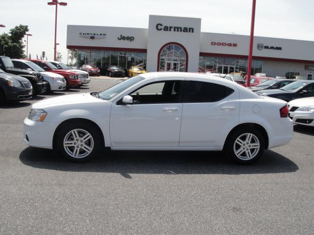 Photo of 2011 Dodge Avenger