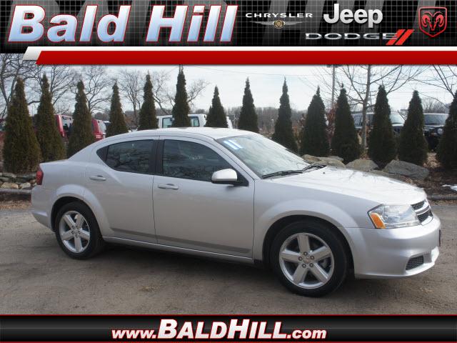 Photo of 2011 Dodge Avenger