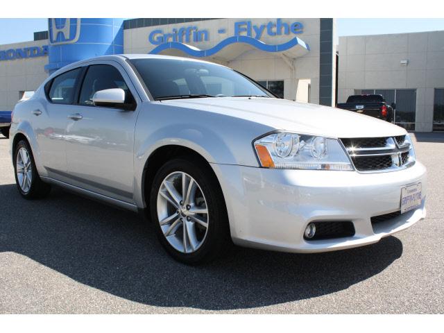Photo of 2011 Dodge Avenger