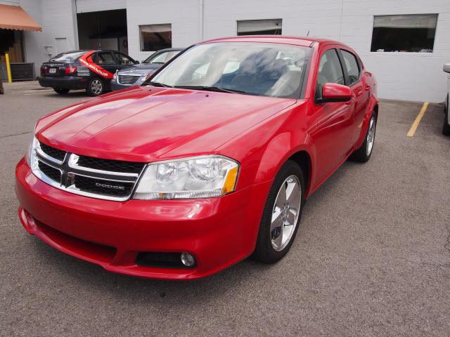 Photo of 2011 Dodge Avenger
