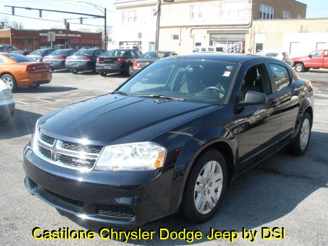 Photo of 2011 Dodge Avenger