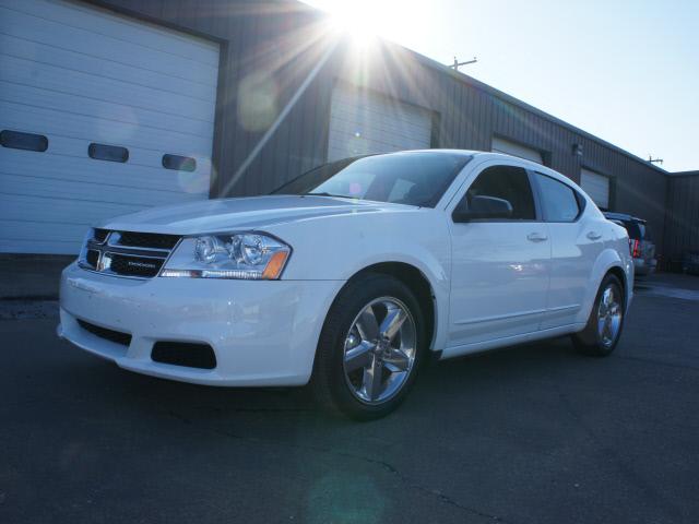 Photo of 2011 Dodge Avenger