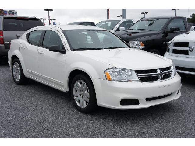Photo of 2011 Dodge Avenger