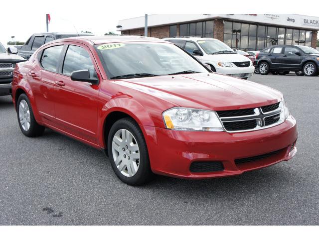Photo of 2011 Dodge Avenger