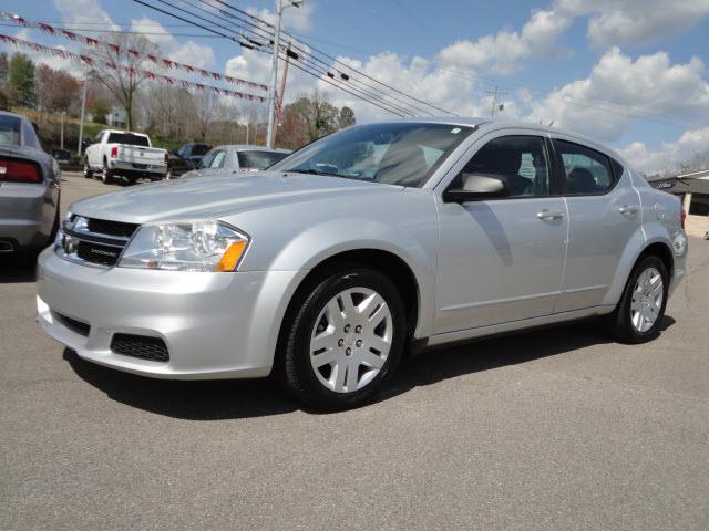 Photo of 2011 Dodge Avenger
