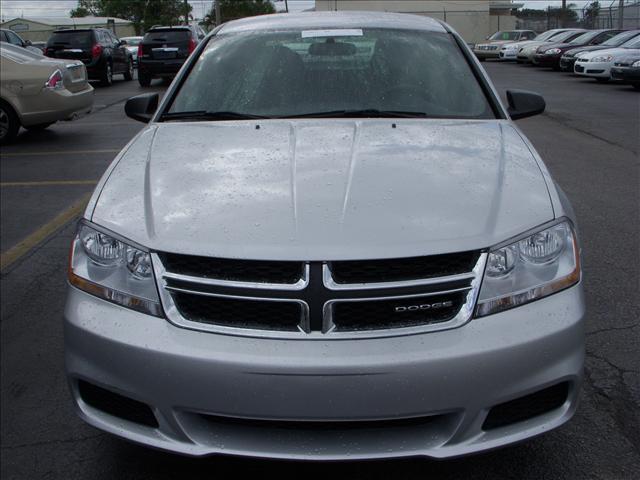 Photo of 2011 Dodge Avenger