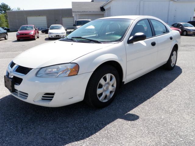 Photo of 2004 Dodge Stratus