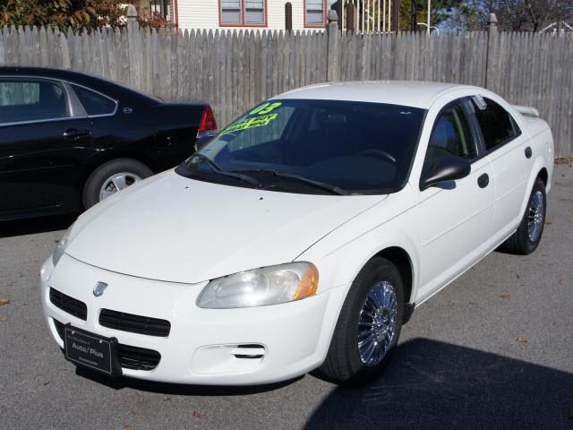 Photo of 2003 Dodge Stratus