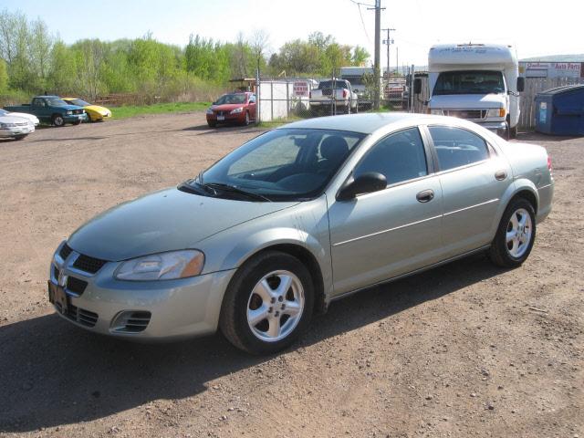 Photo of 2004 Dodge Stratus