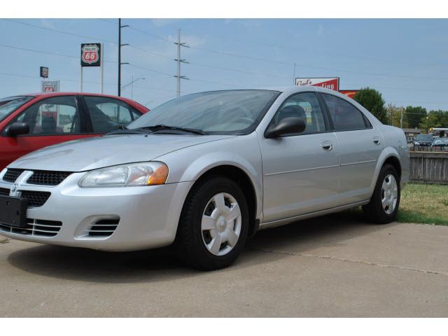 Photo of 2005 Dodge Stratus