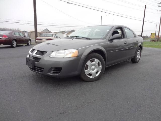Photo of 2005 Dodge Stratus