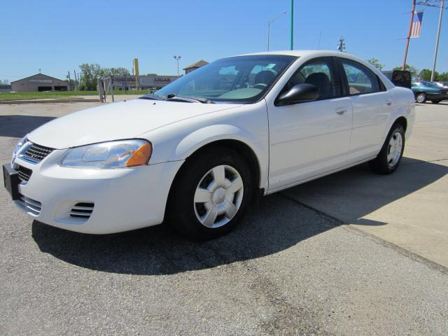 Photo of 2005 Dodge Stratus
